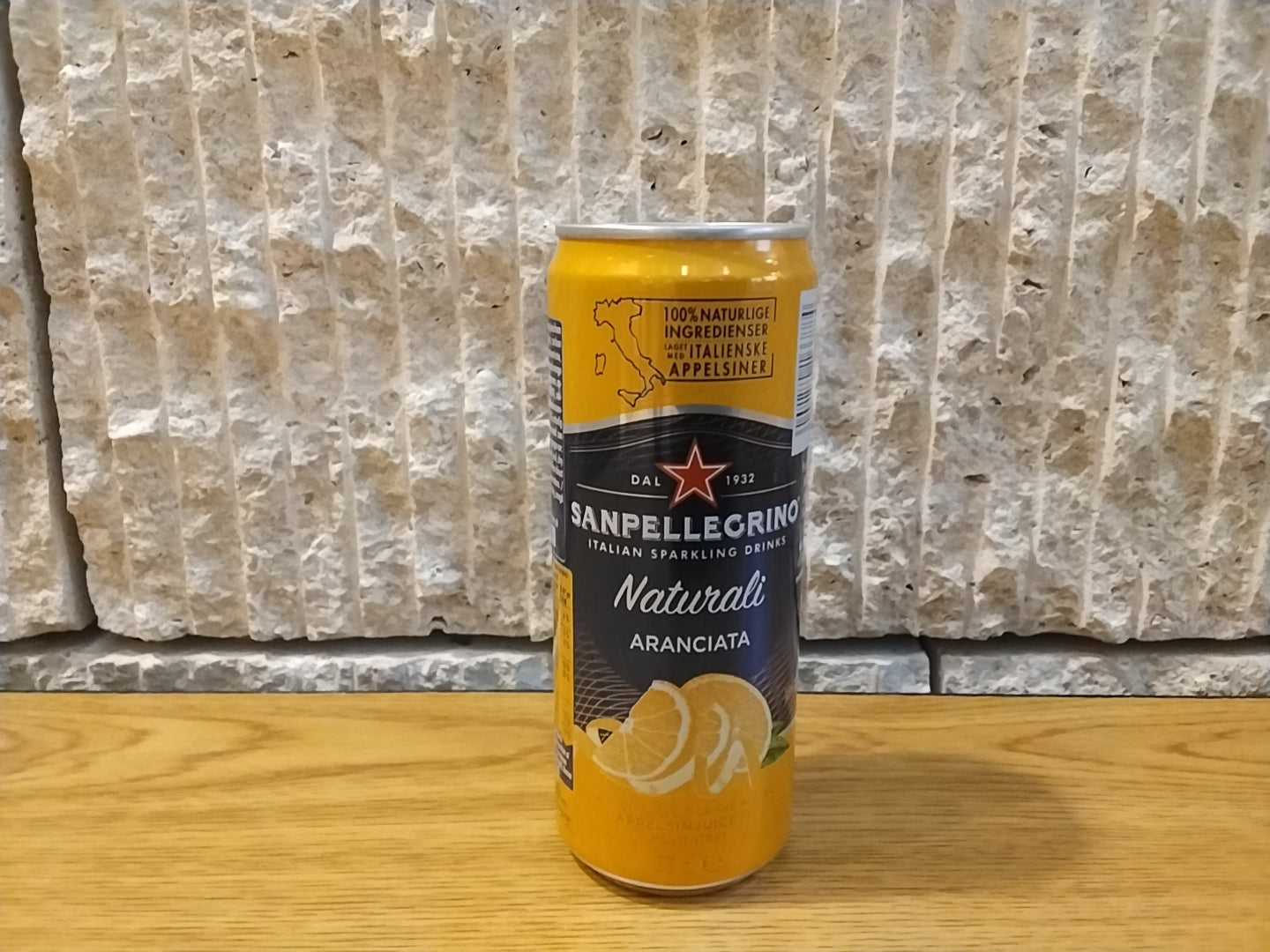 Sanpellegrino aranciata/ limonata cafeteria 15000 Som