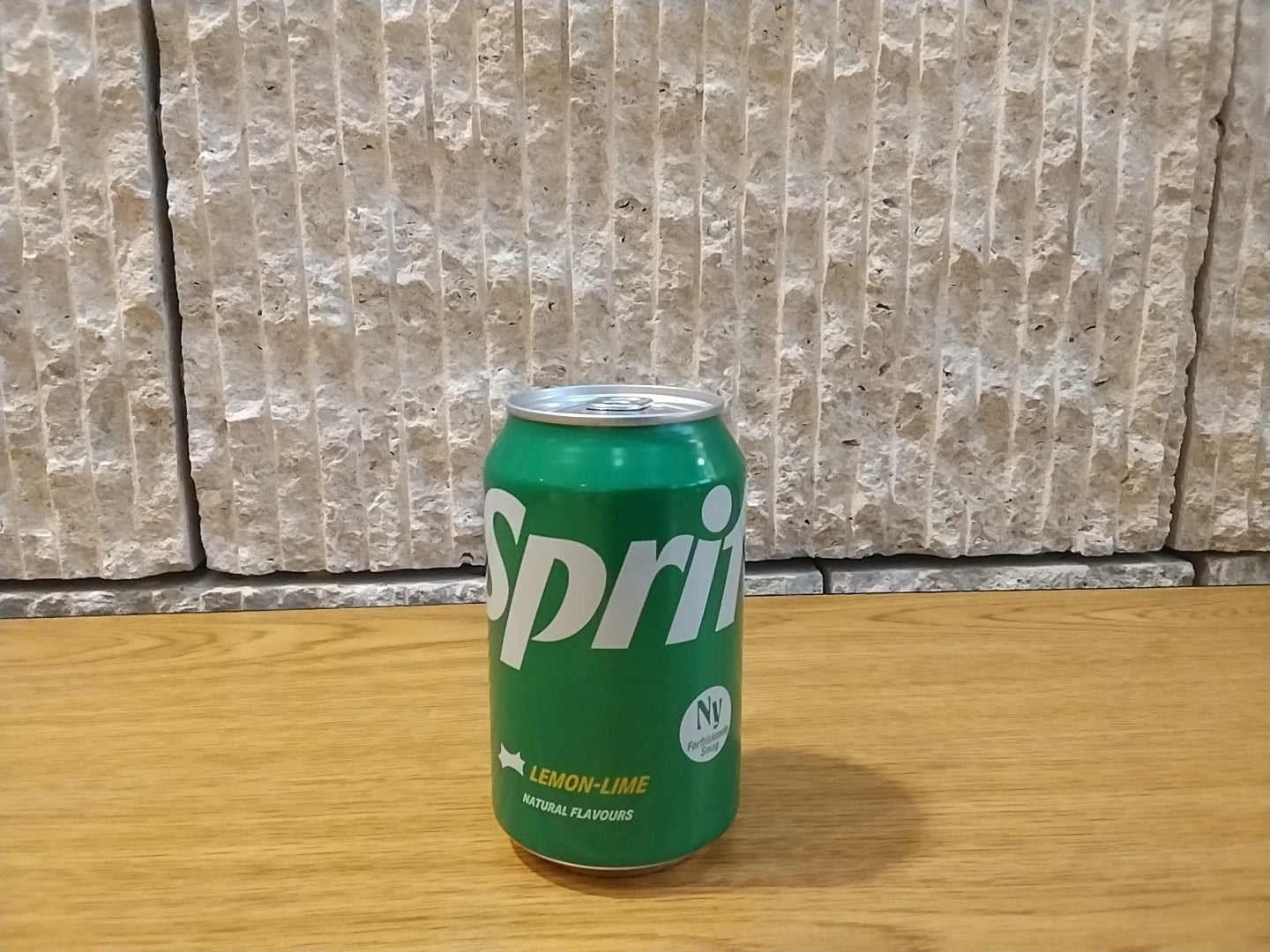 Sprite can lemon lime cafeteria 10 000 Som