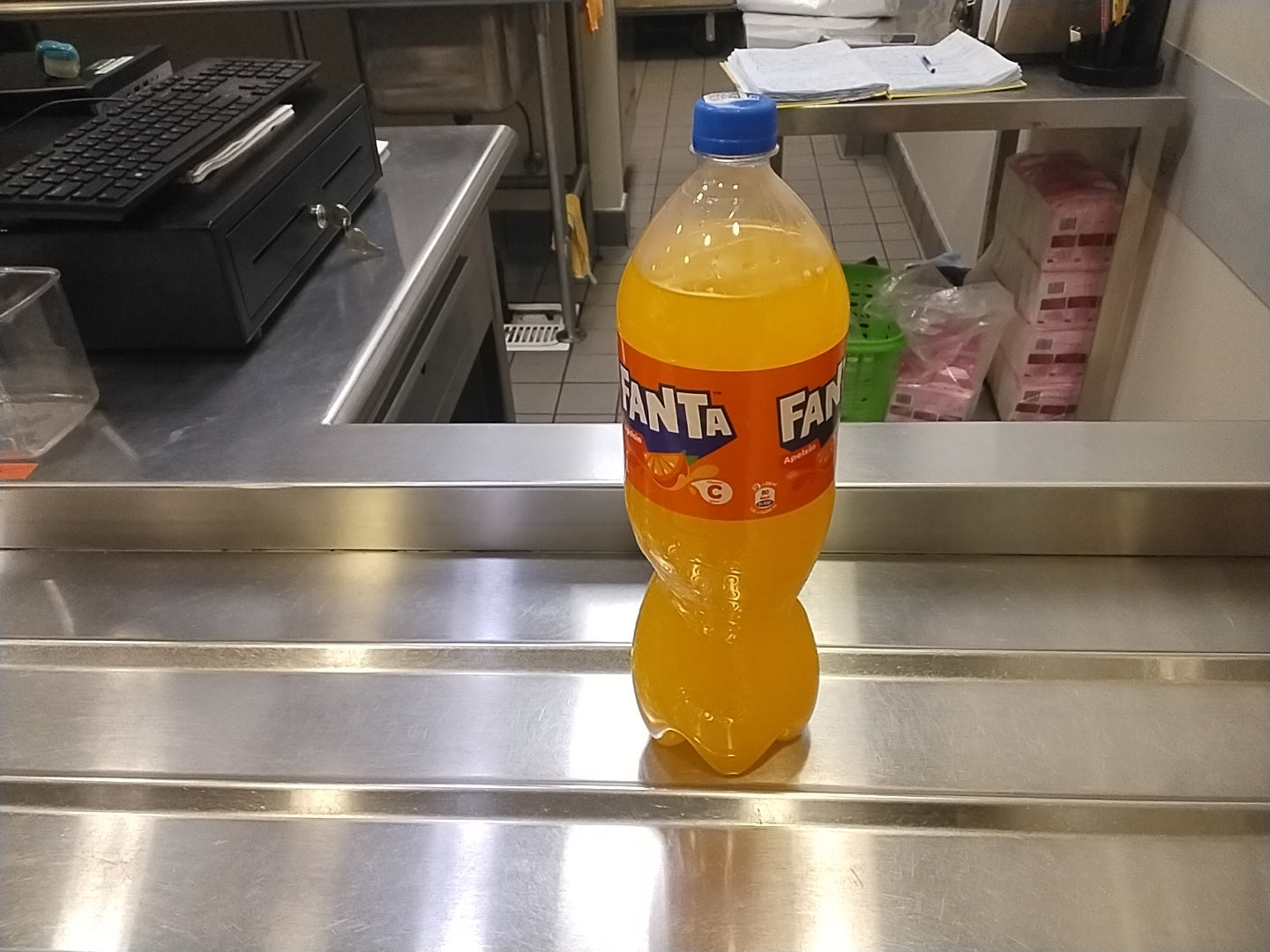 Fanta cl. BiG cafeteria 1,5 litre 17 000 som