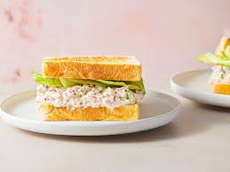 Tuna Sandwich 60 000 Som