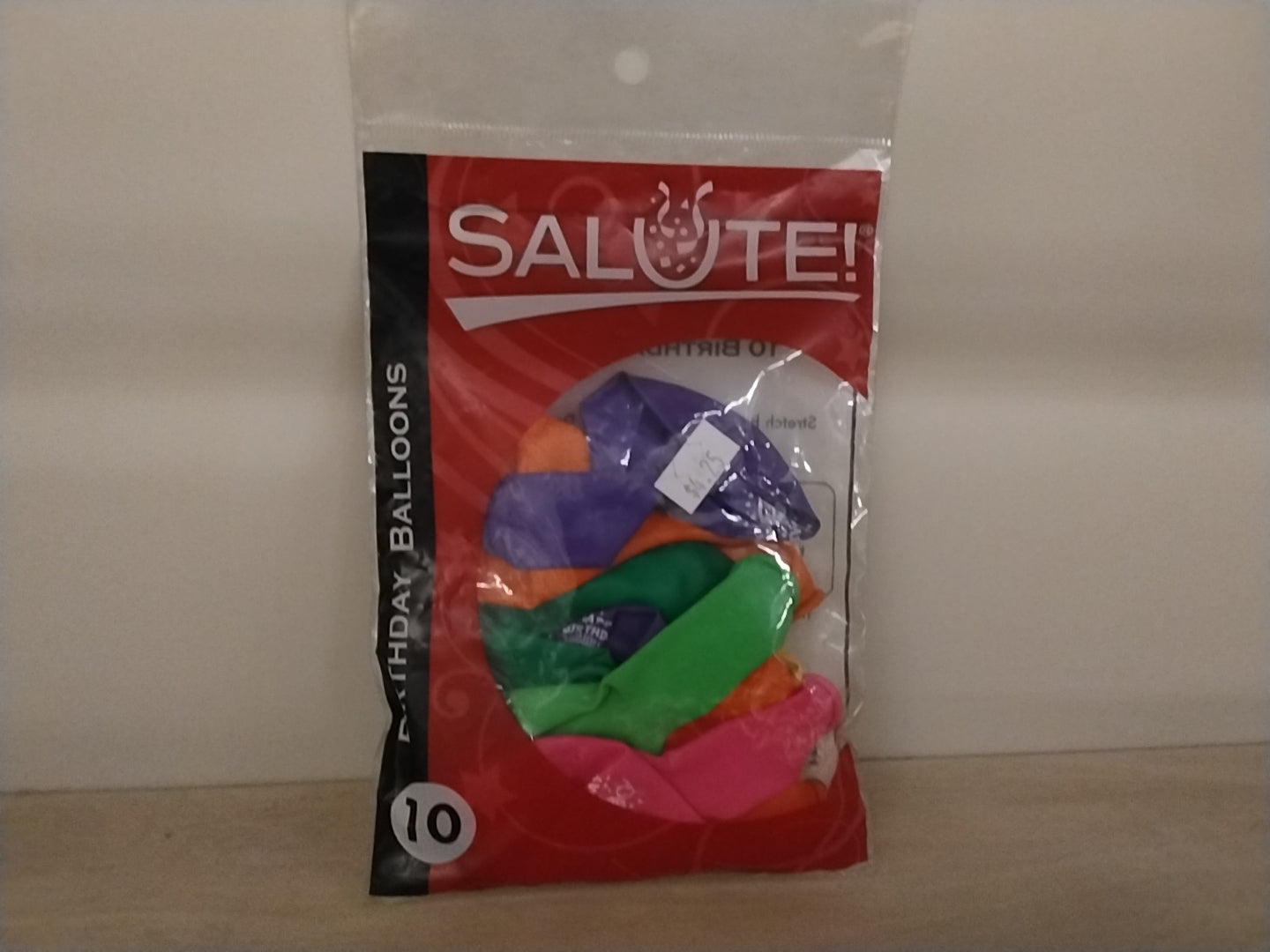 Birthday balloons salute / 10