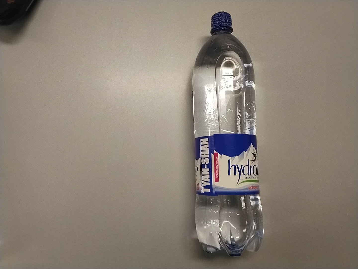 Water w/gas 1,5 ltr