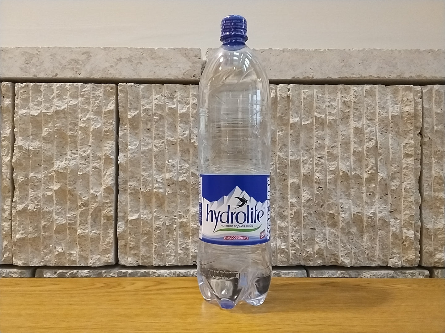 Hydrolife sparkling/ still water 1,5 ml cafeteria 6000 Som