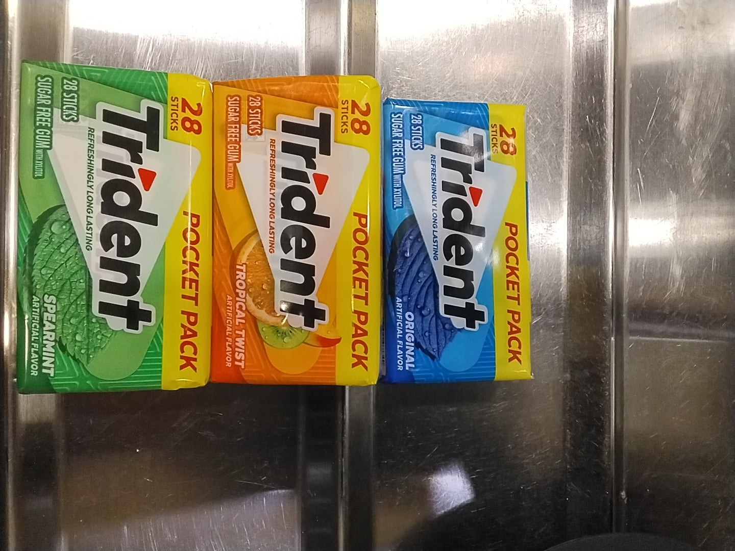 Trident variety cafeteria  35 000 Som